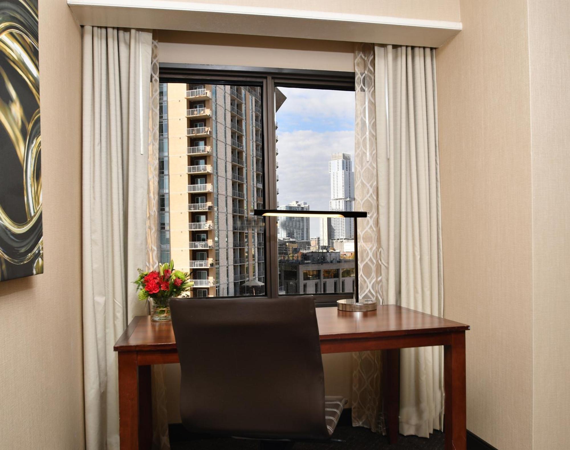 Embassy Suites By Hilton Austin Downtown South Congress Eksteriør billede