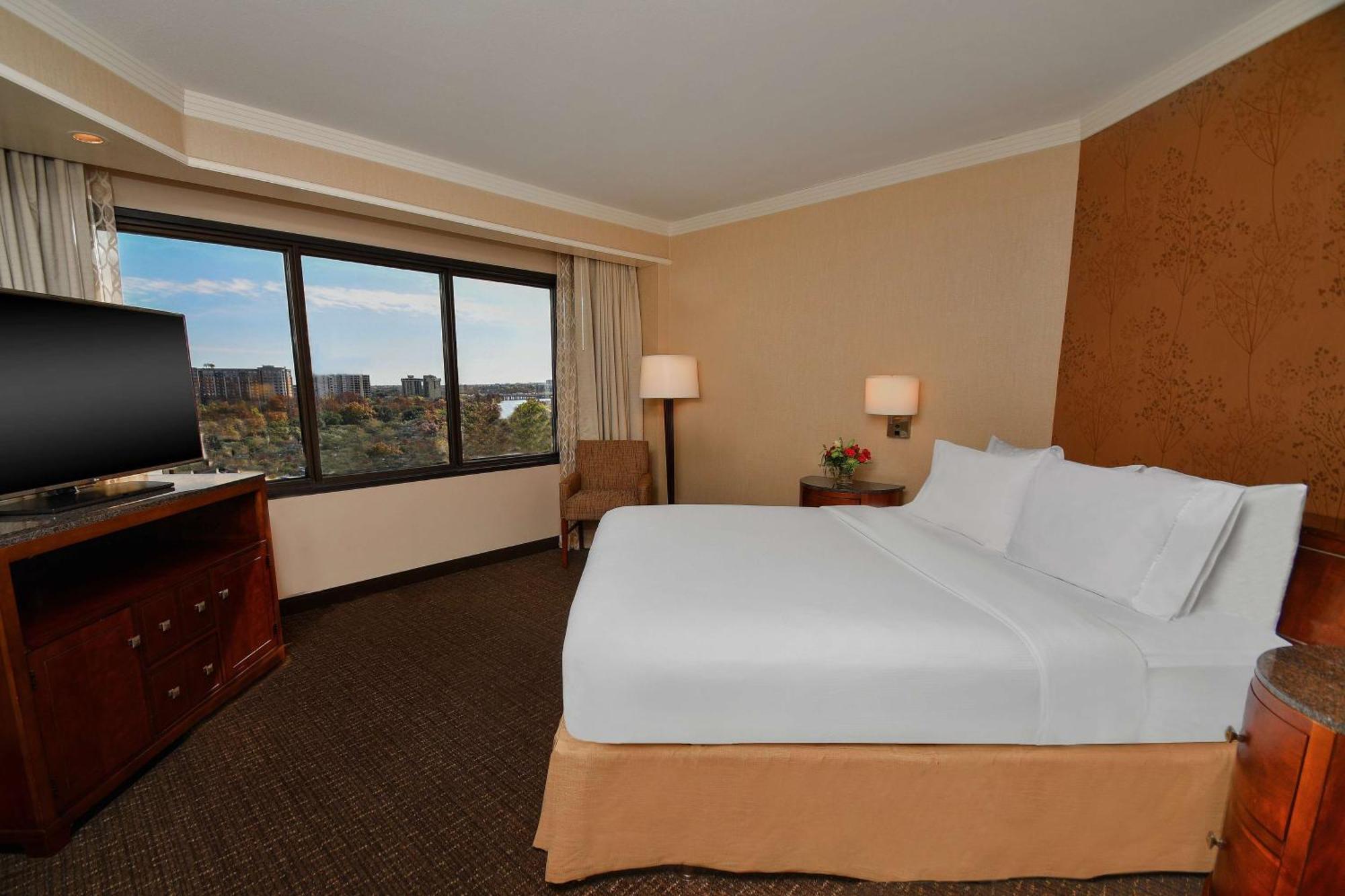 Embassy Suites By Hilton Austin Downtown South Congress Eksteriør billede