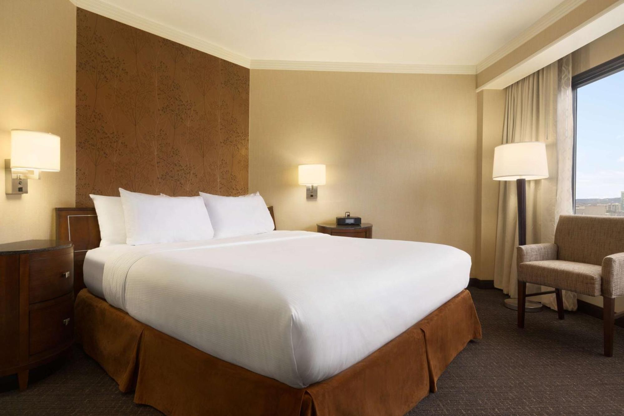 Embassy Suites By Hilton Austin Downtown South Congress Eksteriør billede