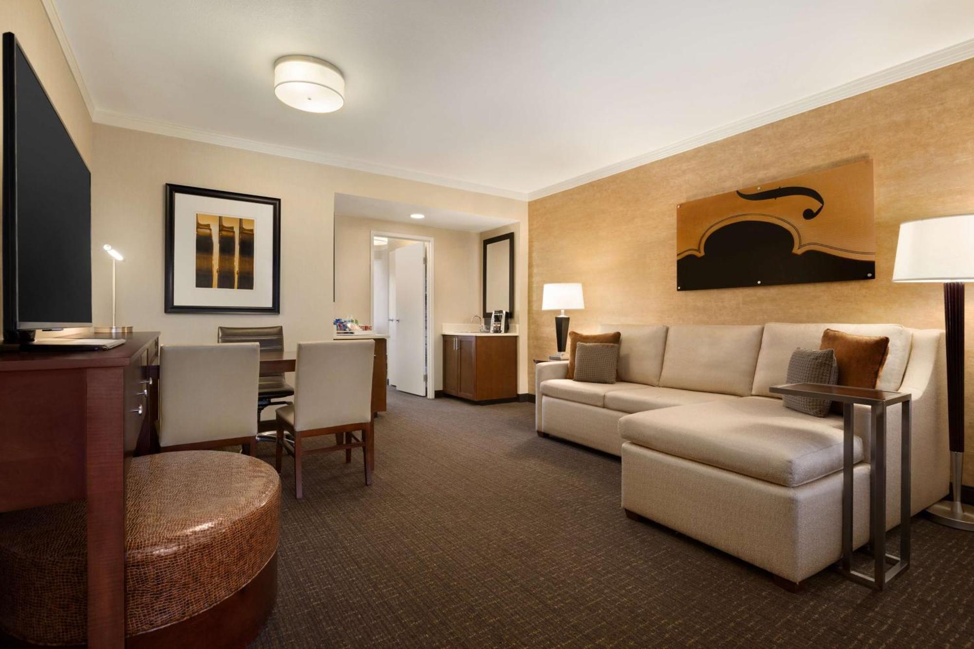 Embassy Suites By Hilton Austin Downtown South Congress Eksteriør billede